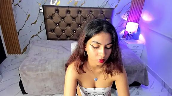 Cristin_Petite