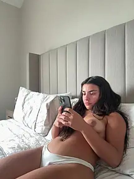 cute_carly_