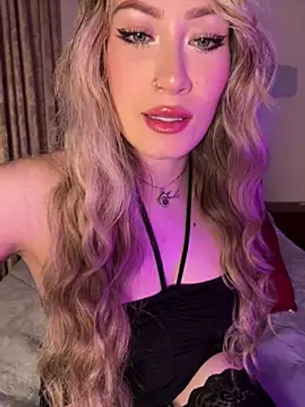 Lally_Valencia__