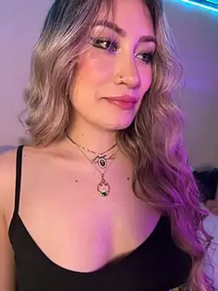 Lally_Valencia__