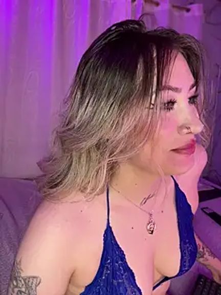 Lally_Valencia__