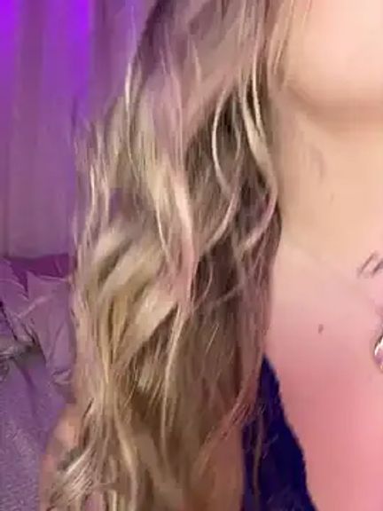 Lally_Valencia__