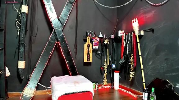 Mazmorra_PunishmentBDSM