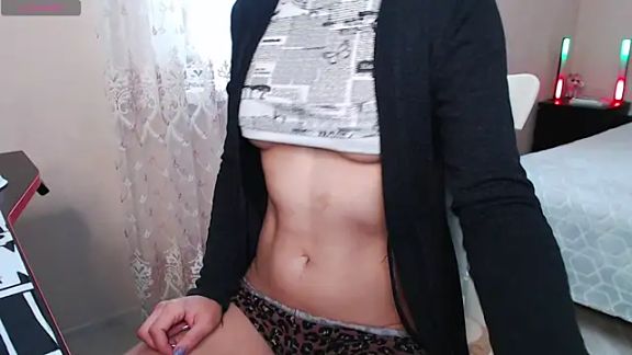Kriss_brunette_5
