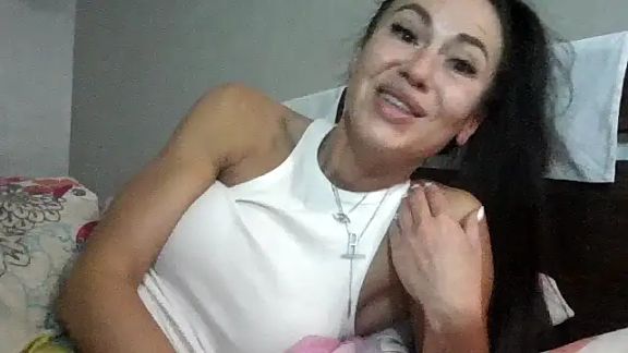 JulianaGold1