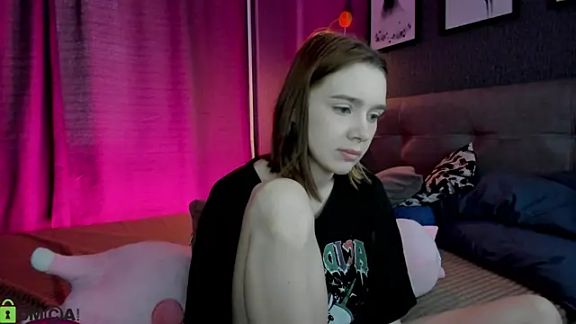 Lesi_Moonie01