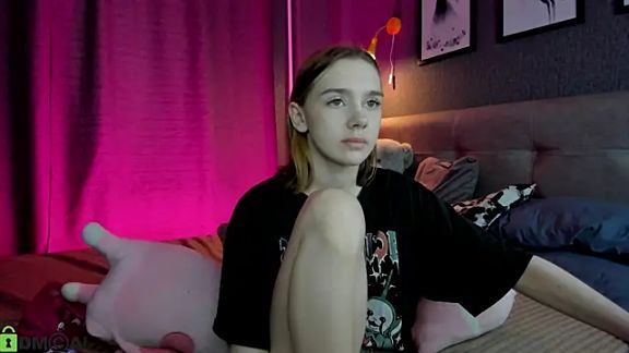Lesi_Moonie01