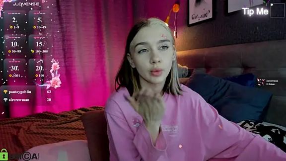 Lesi_Moonie01