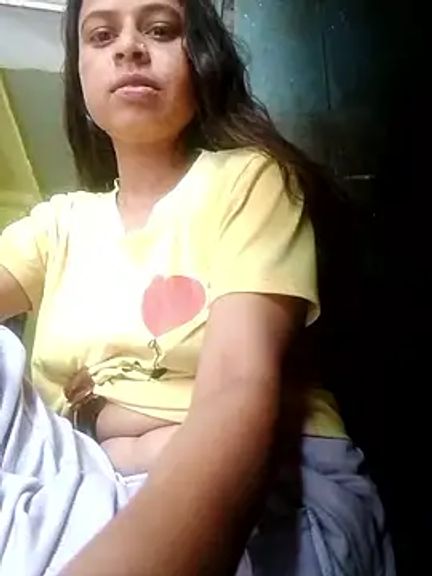 Sexy_Kirti