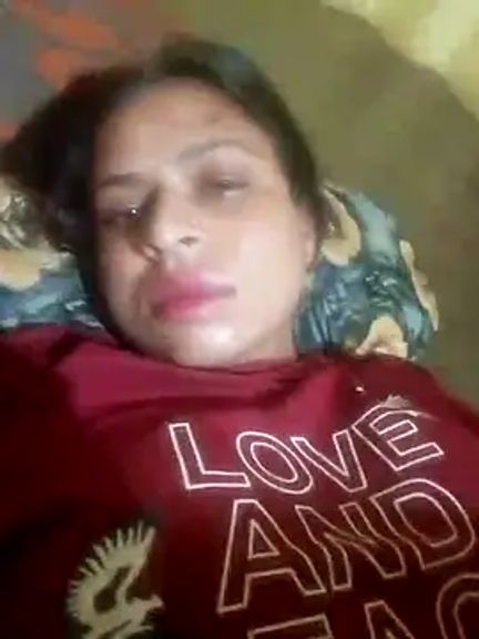 Sexy_Kirti