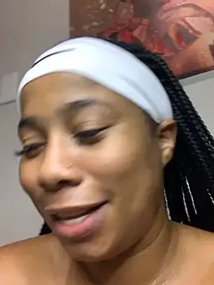 CurvyDesire1