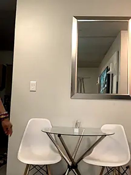 CurvyDesire1