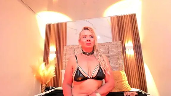AnastasiaTaylor_