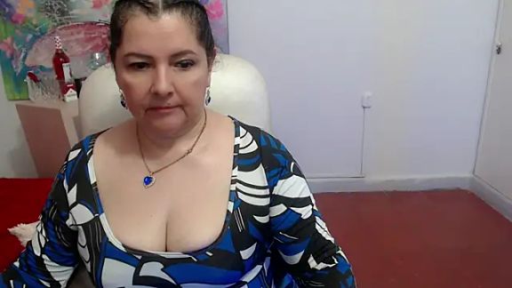 leonela_69