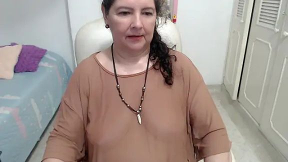 leonela_69