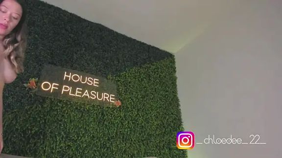 chloe_d