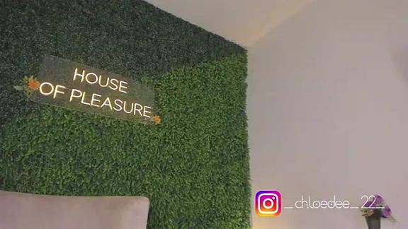 chloe_d