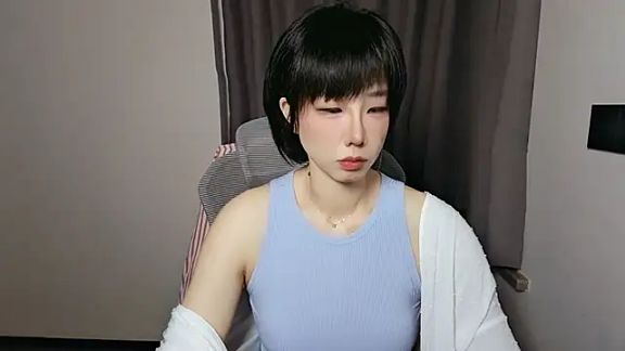 YIYI-520-520