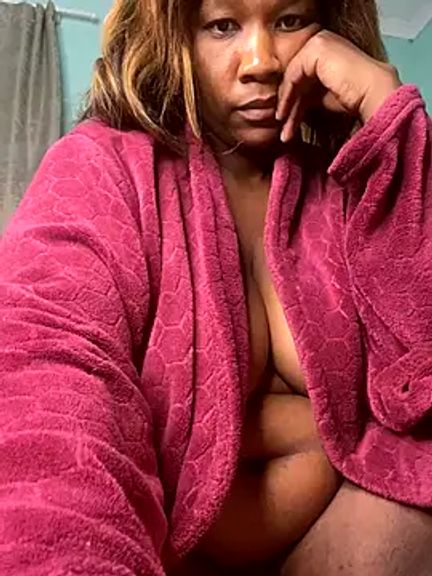 URSEXYEBONYMILF