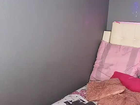 Scarlet_Faye