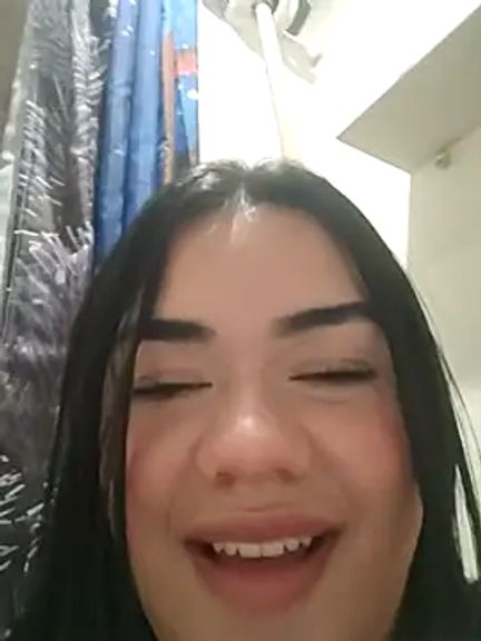 nikki_grey