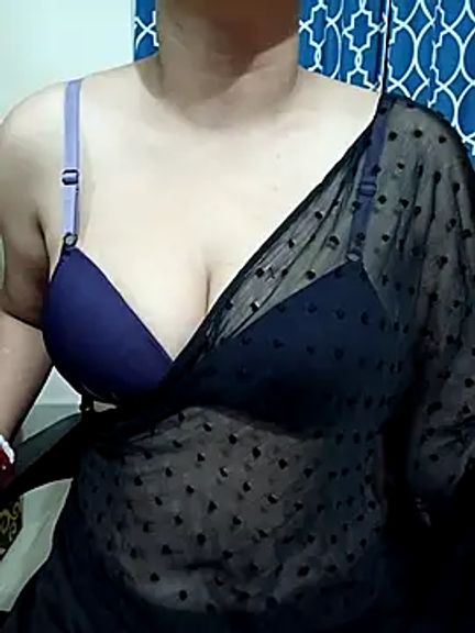 Priya_Boudi
