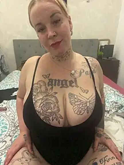 Kathy-Deluxe