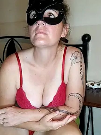 Emiliexxx