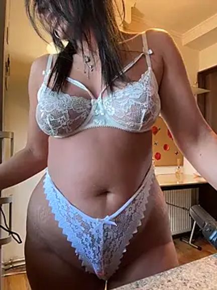 Hotmomcheckk_
