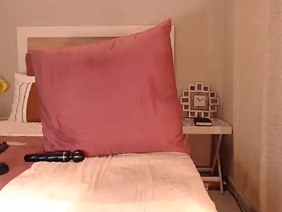 Bee_Bella1