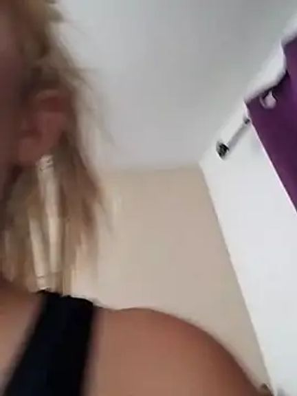 Mllesha74000