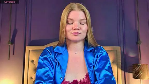 Nikole_Doll