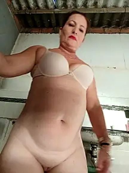 Sexy-Woman-Mature
