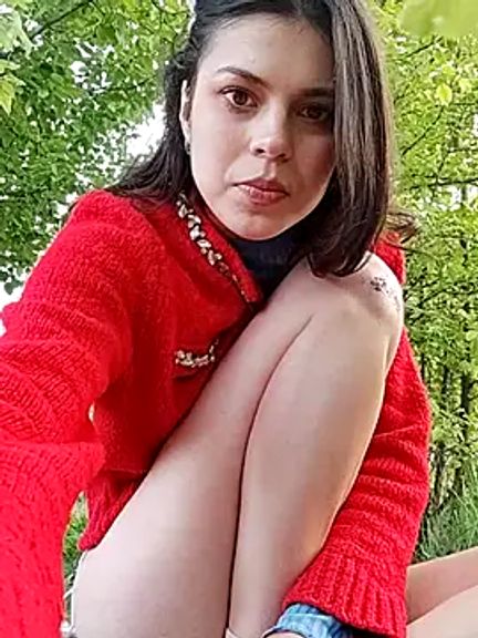 honeykissalips34