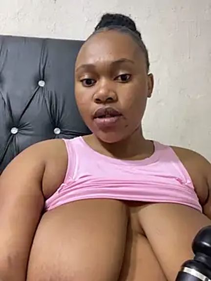 CuteSexyBoobz