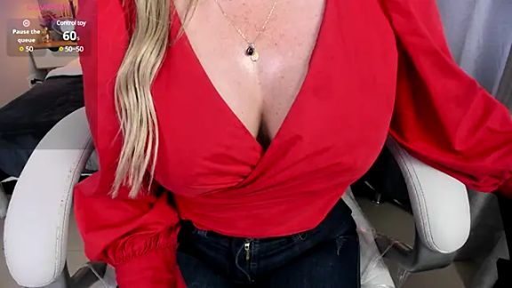 Holly_madison_