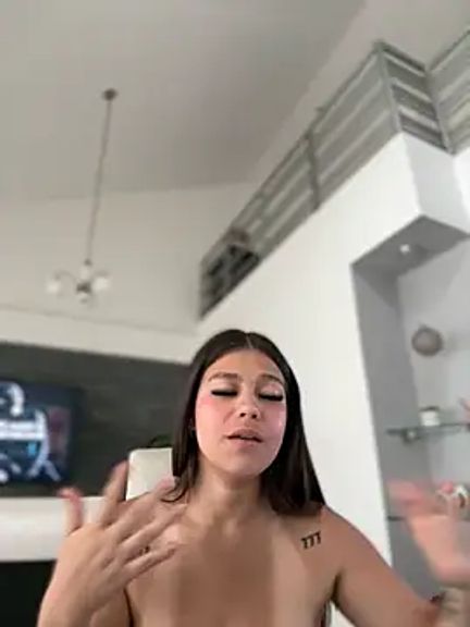 Alyshanon18