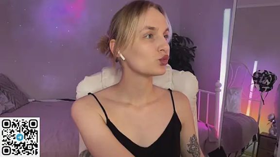 _Vikky_Moon_