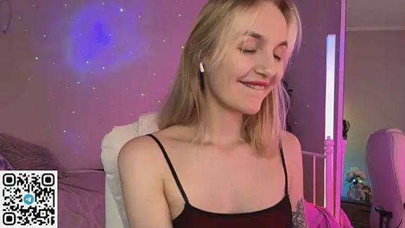 _Vikky_Moon_