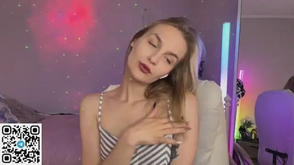 _Vikky_Moon_