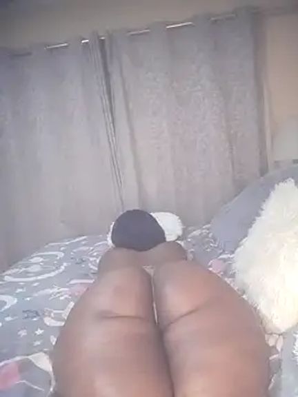 Luciouslips00