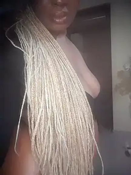 Luciouslips00