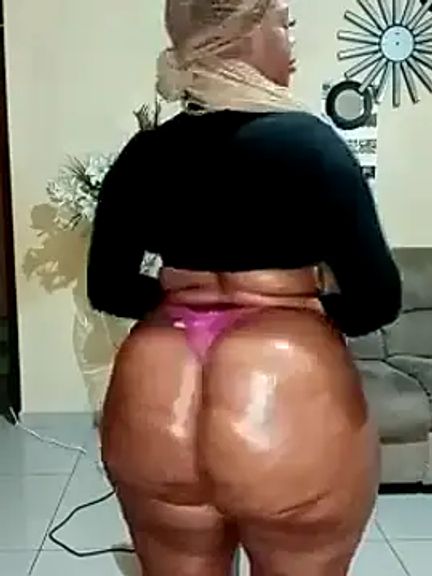 Luciouslips00