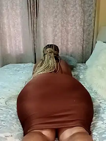 Luciouslips00