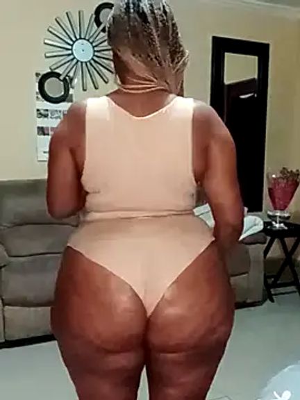 Luciouslips00