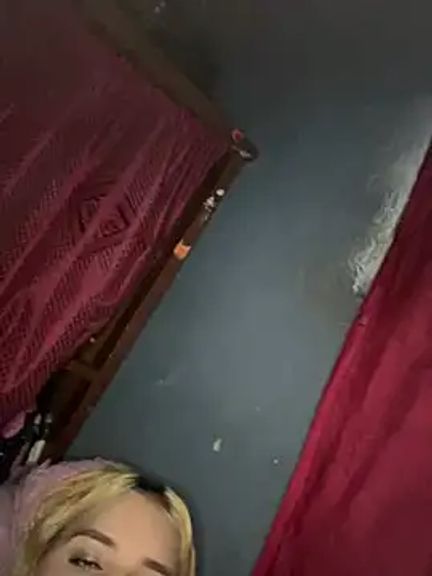 Samanta_8899