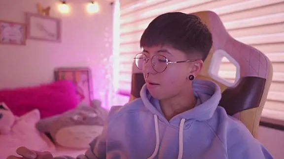 tommy_blue