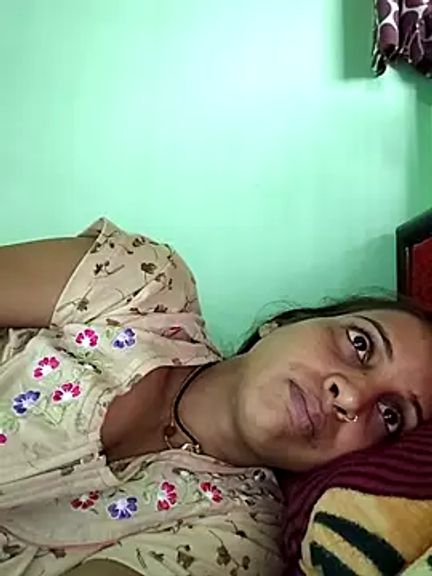 Hotty-Nidhi