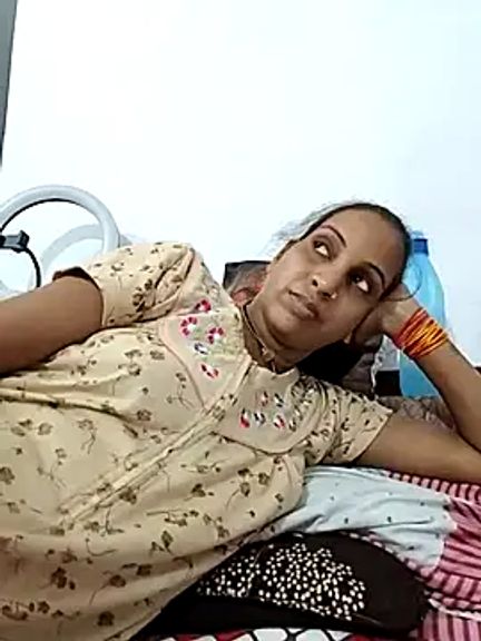 Hotty-Nidhi