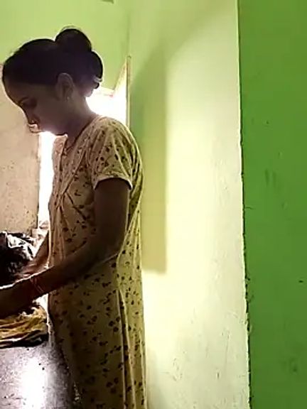 Hotty-Nidhi